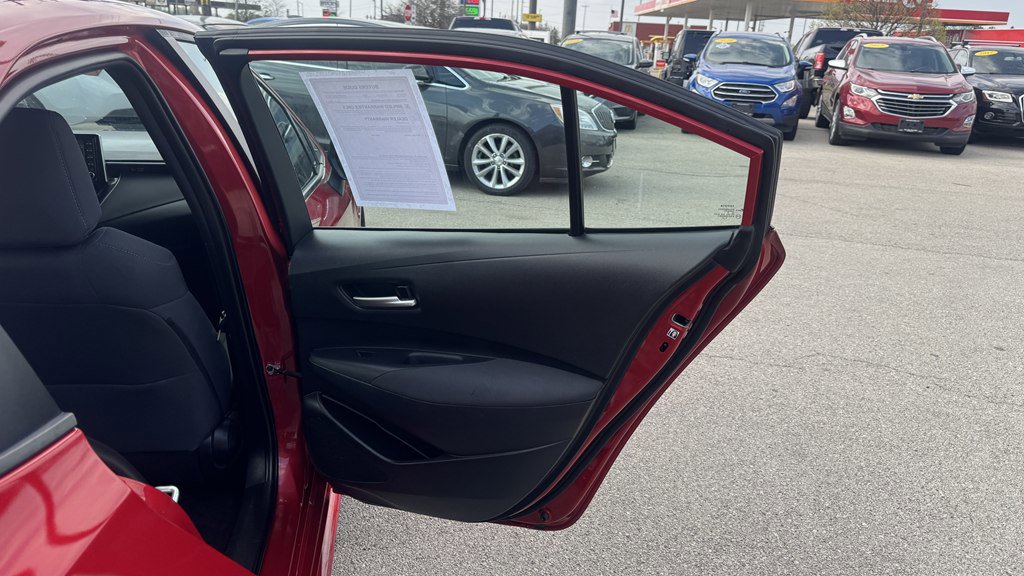 Used 2020 Toyota Corolla LE image 24