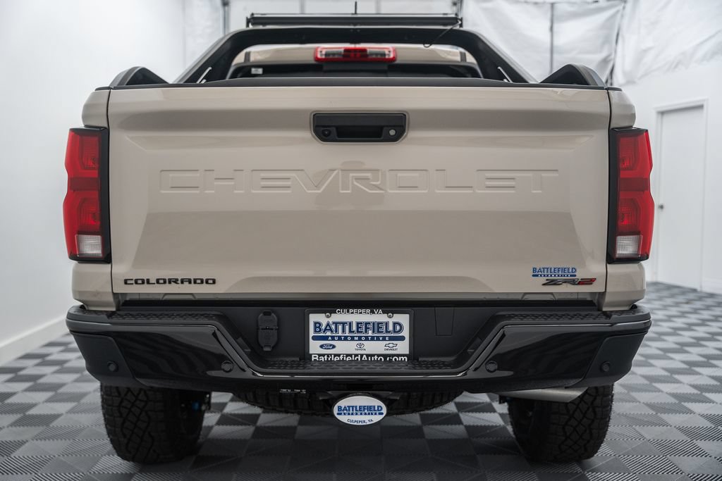 New 2026 Chevrolet Colorado ZR2 w/ Midnight Edition AWD/4WD image 6