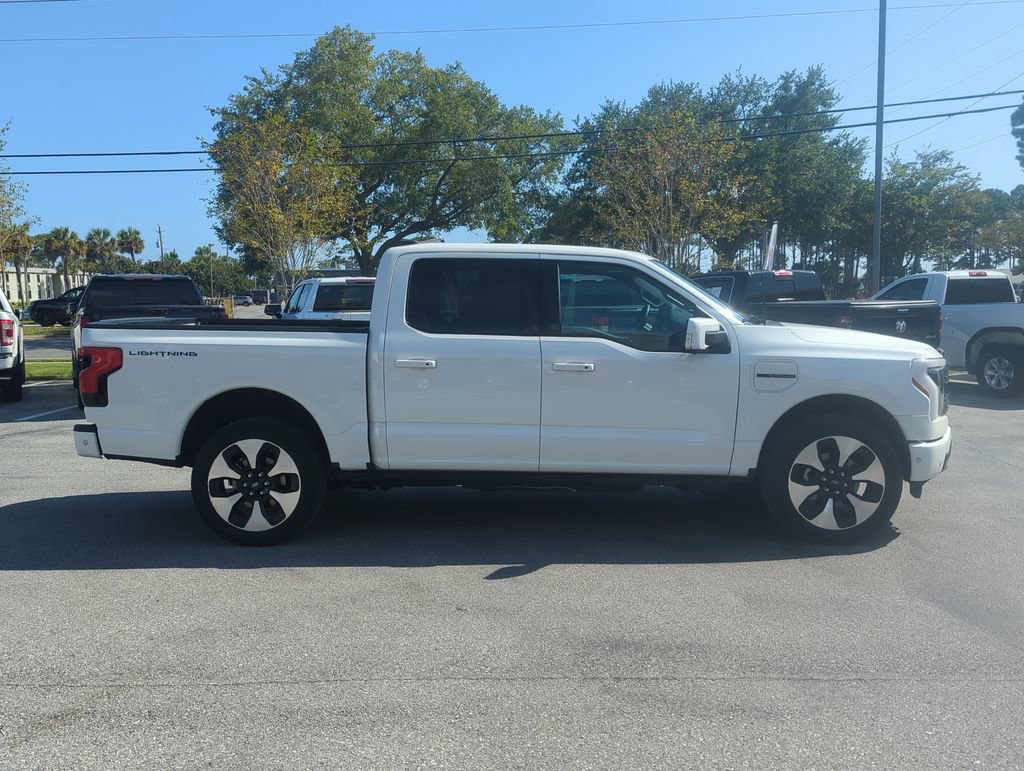 Used 2023 Ford F150 Lightning Platinum AWD/4WD image 7