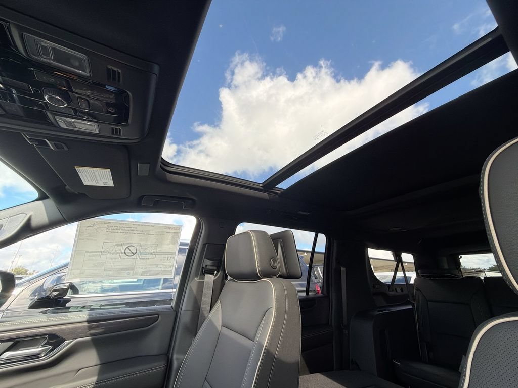 New 2026 GMC Yukon XL Elevation w/ Elevation Premium Package RWD image 23