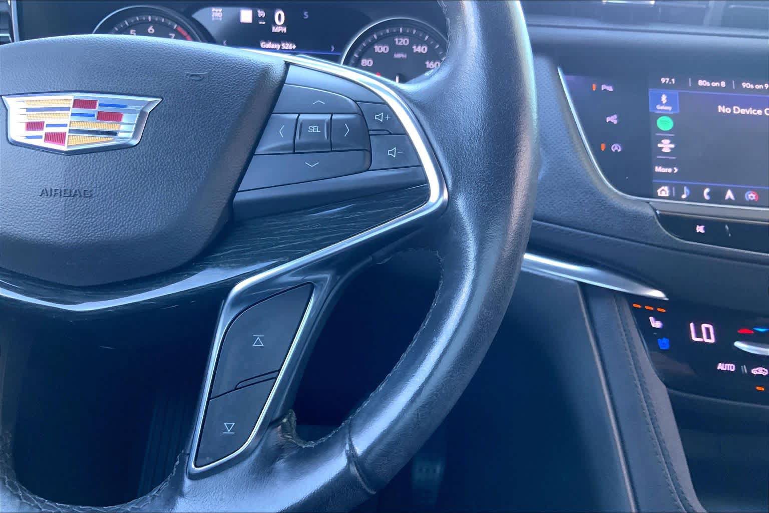 Used 2020 Cadillac XT5 Premium Luxury AWD/4WD image 25