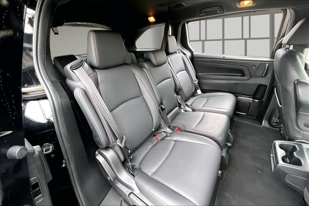 Used 2024 Honda Odyssey Sport image 25