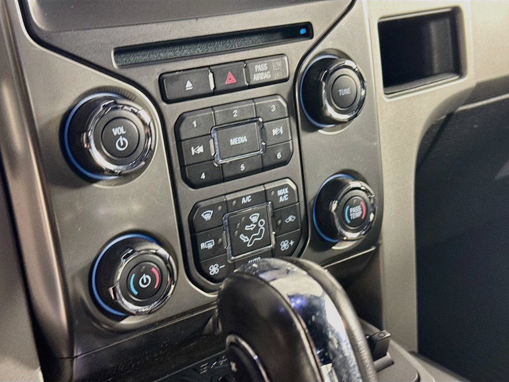 Used 2014 Ford F150 Raptor AWD/4WD image 15