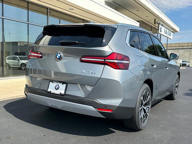 New 2026 BMW X3 xDrive30i w/ Premium Package AWD/4WD image 3