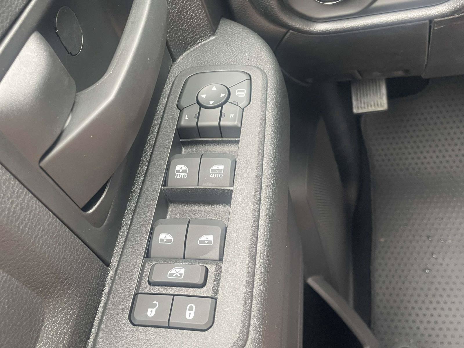 New 2026 RAM 2500 Tradesman AWD/4WD image 13
