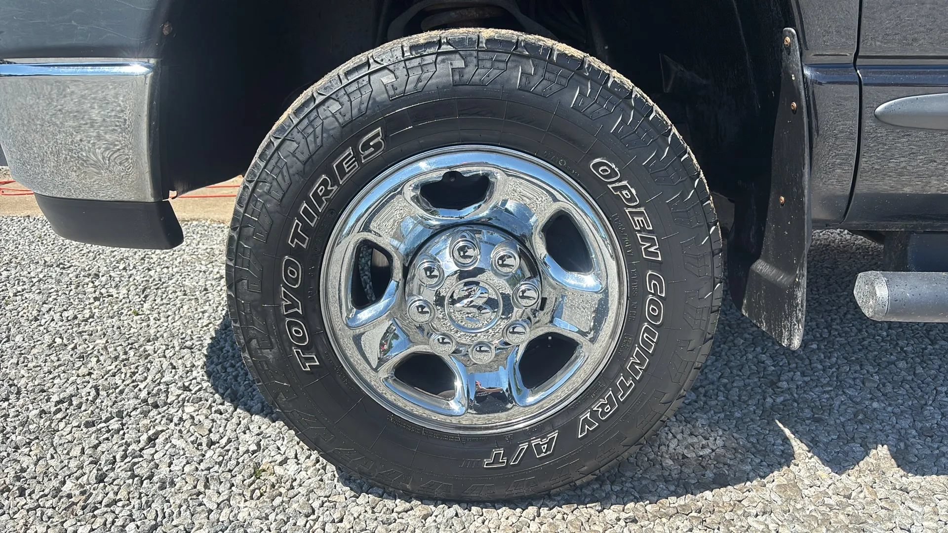 Used 2009 Dodge Ram 2500 Truck SXT AWD/4WD image 12