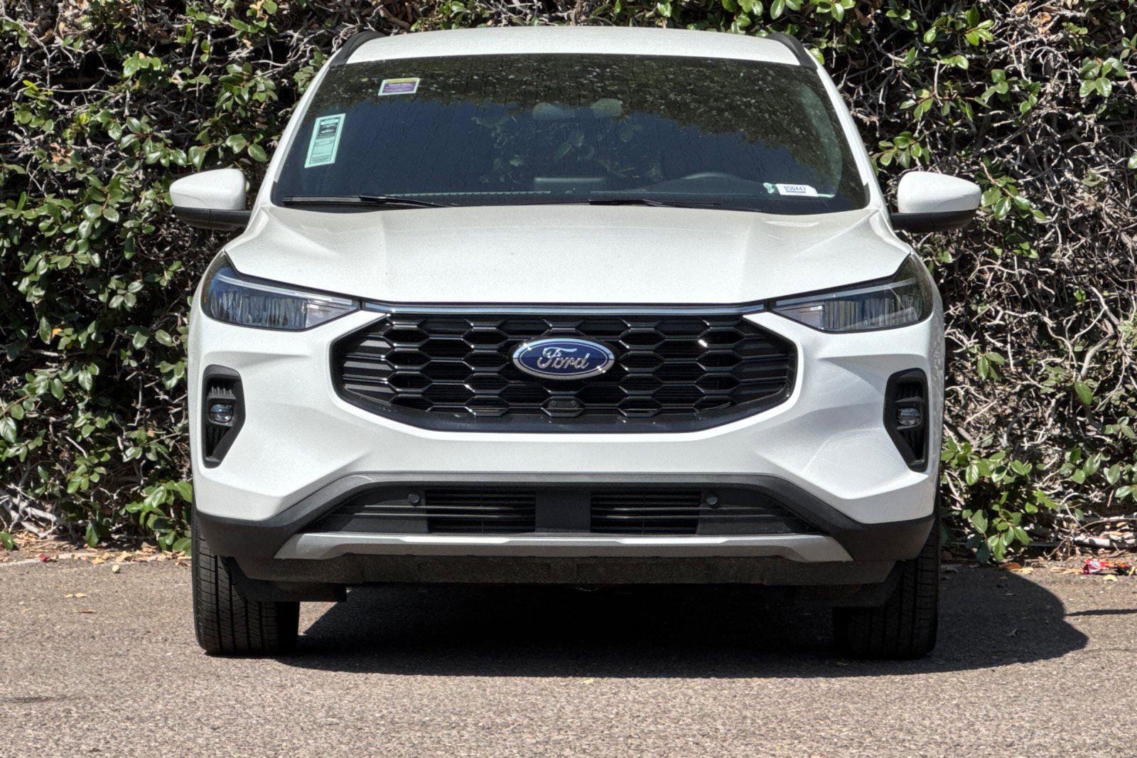 New 2025 Ford Escape ST-Line Select image 2
