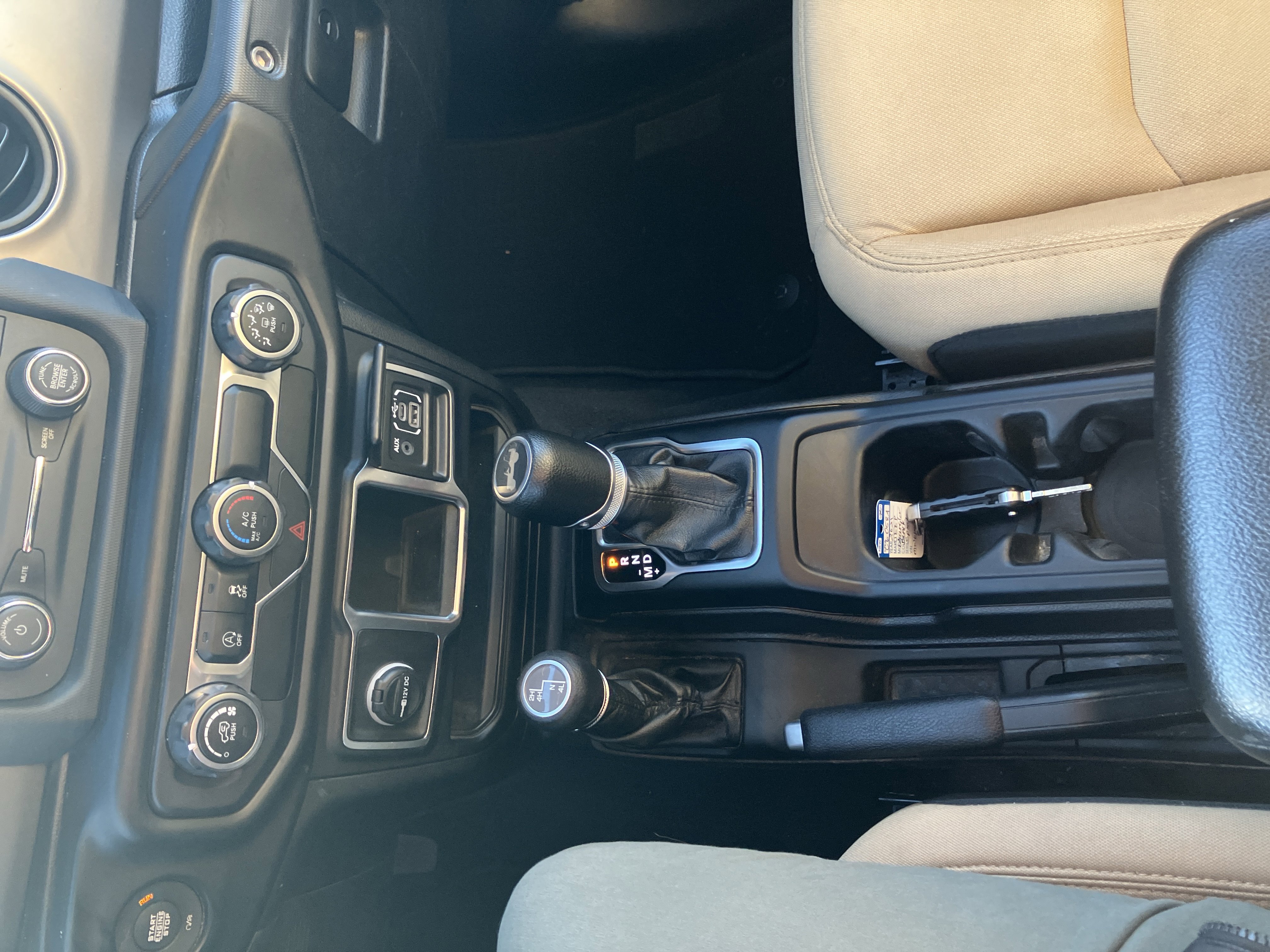 Used 2021 Jeep Wrangler Sport image 31