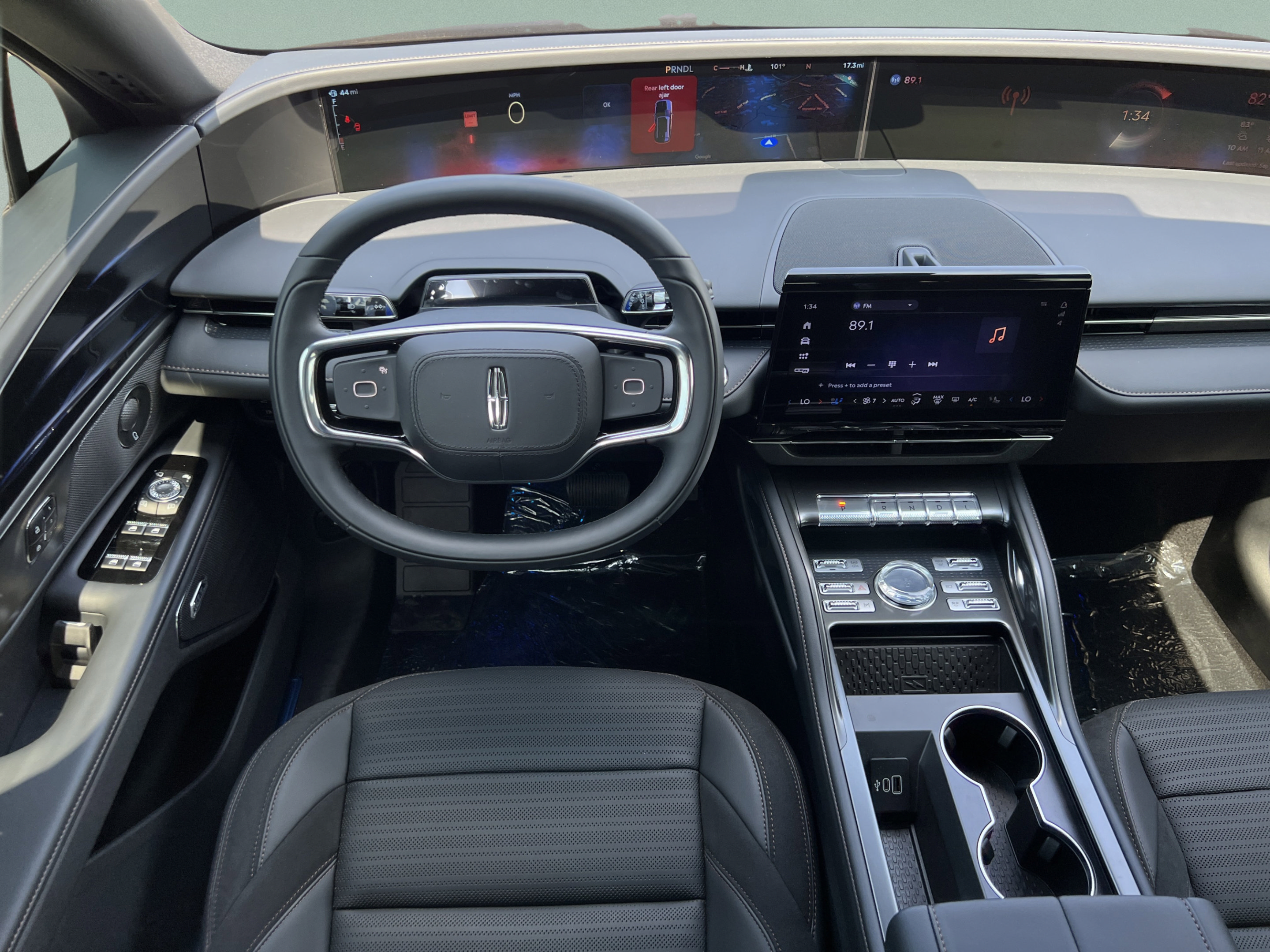 New 2025 Lincoln Nautilus Reserve w/ Jet Appearance Package AWD/4WD image 11