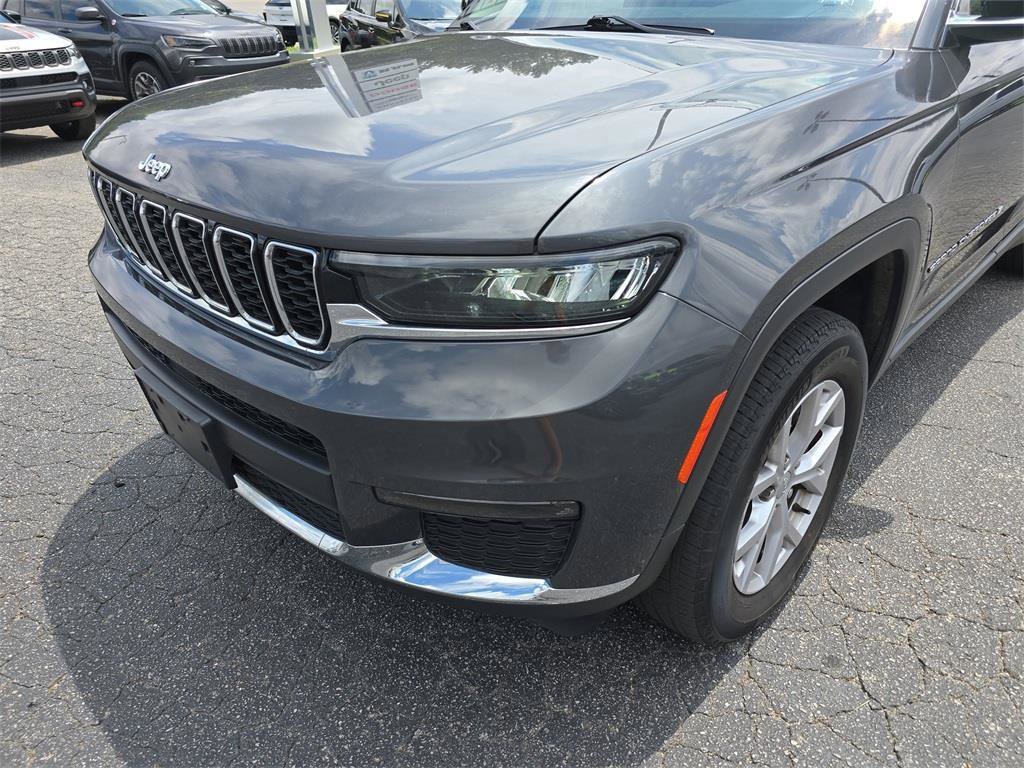 Used 2022 Jeep Grand Cherokee L Limited image 11