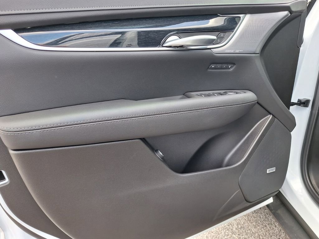 New 2026 Cadillac XT5 Premium Luxury w/ Driver Assist Package FWD image 33