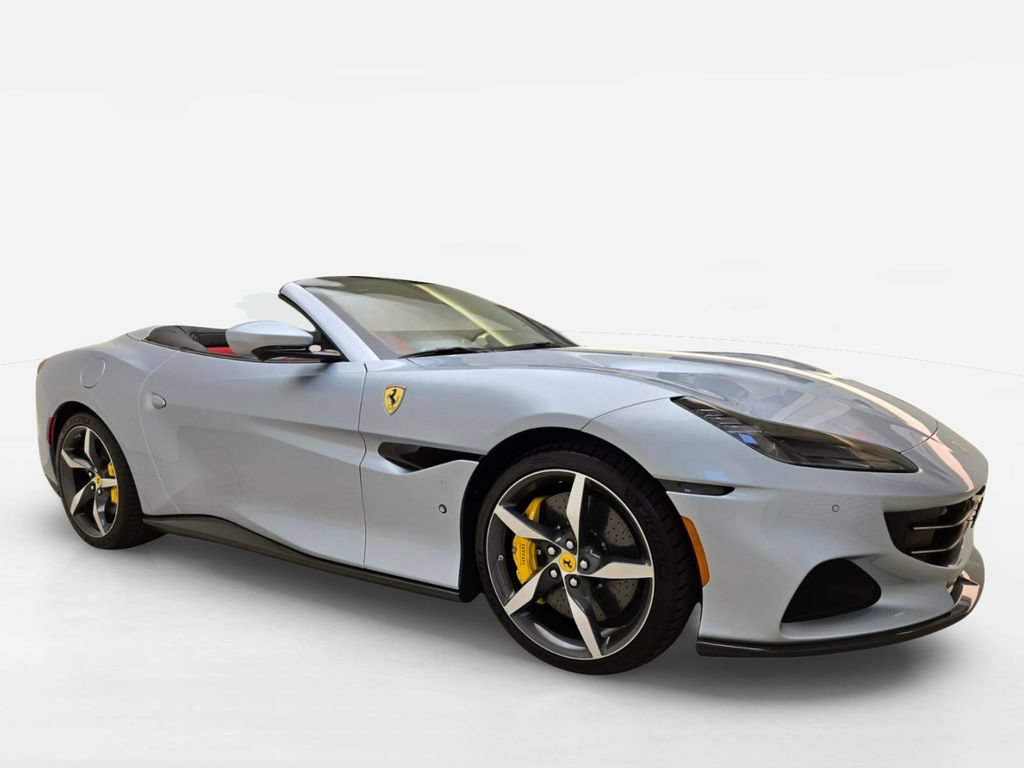 Used 2023 Ferrari Portofino M RWD image 3