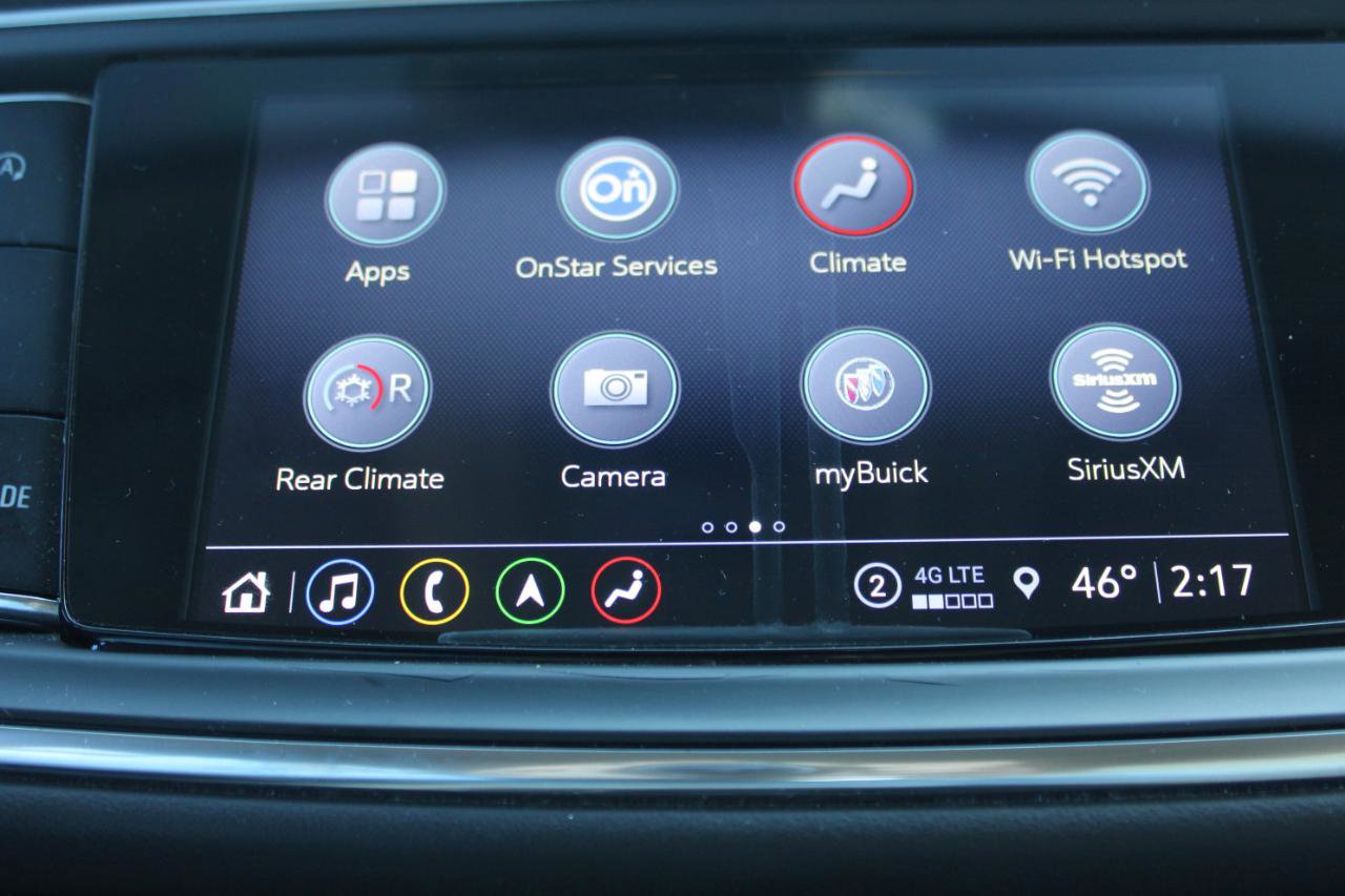 Used 2022 Buick Enclave Premium w/ Experience Buick Package FWD image 31