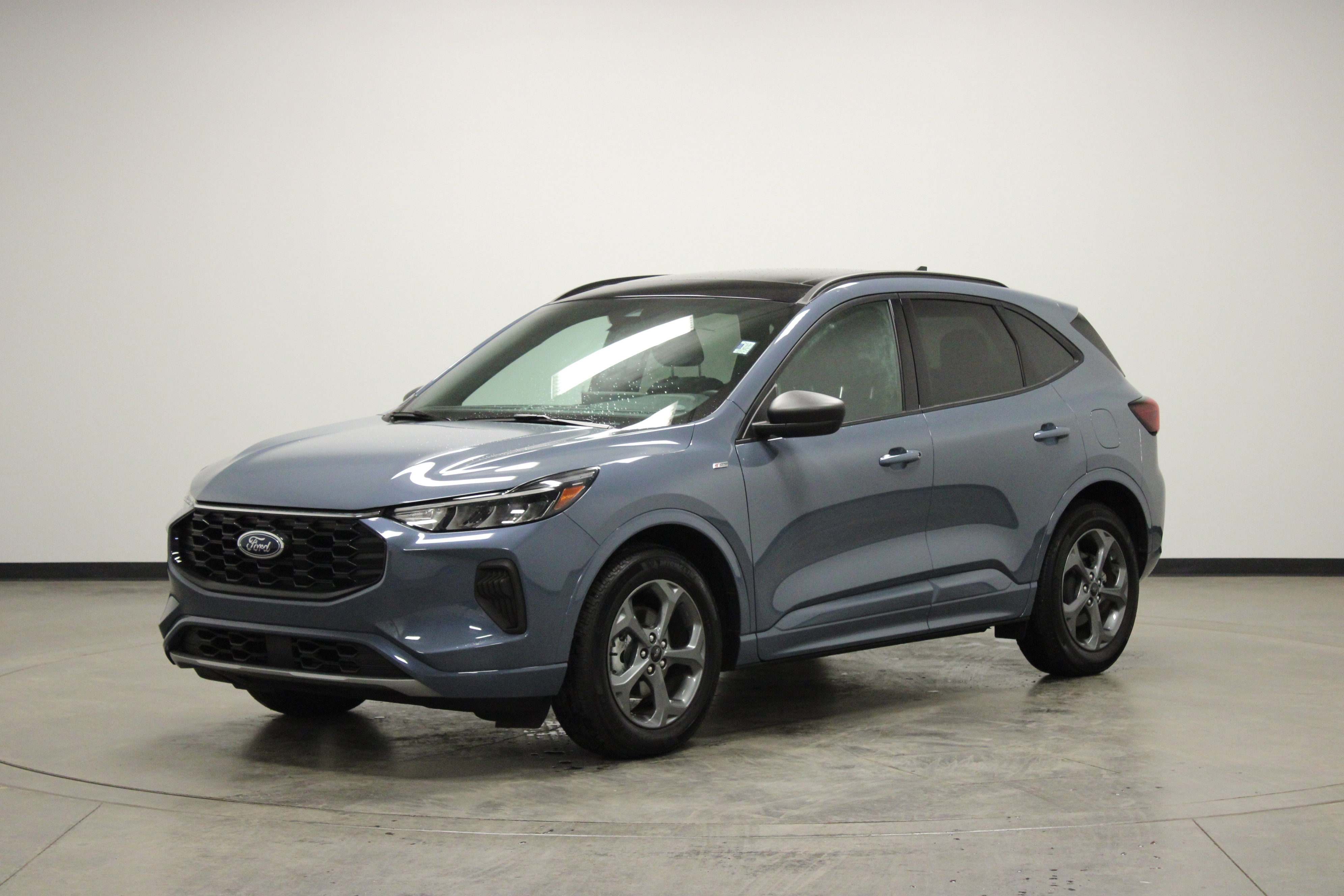 Used 2024 Ford Escape ST-Line w/ Tech Pack #1 image 4