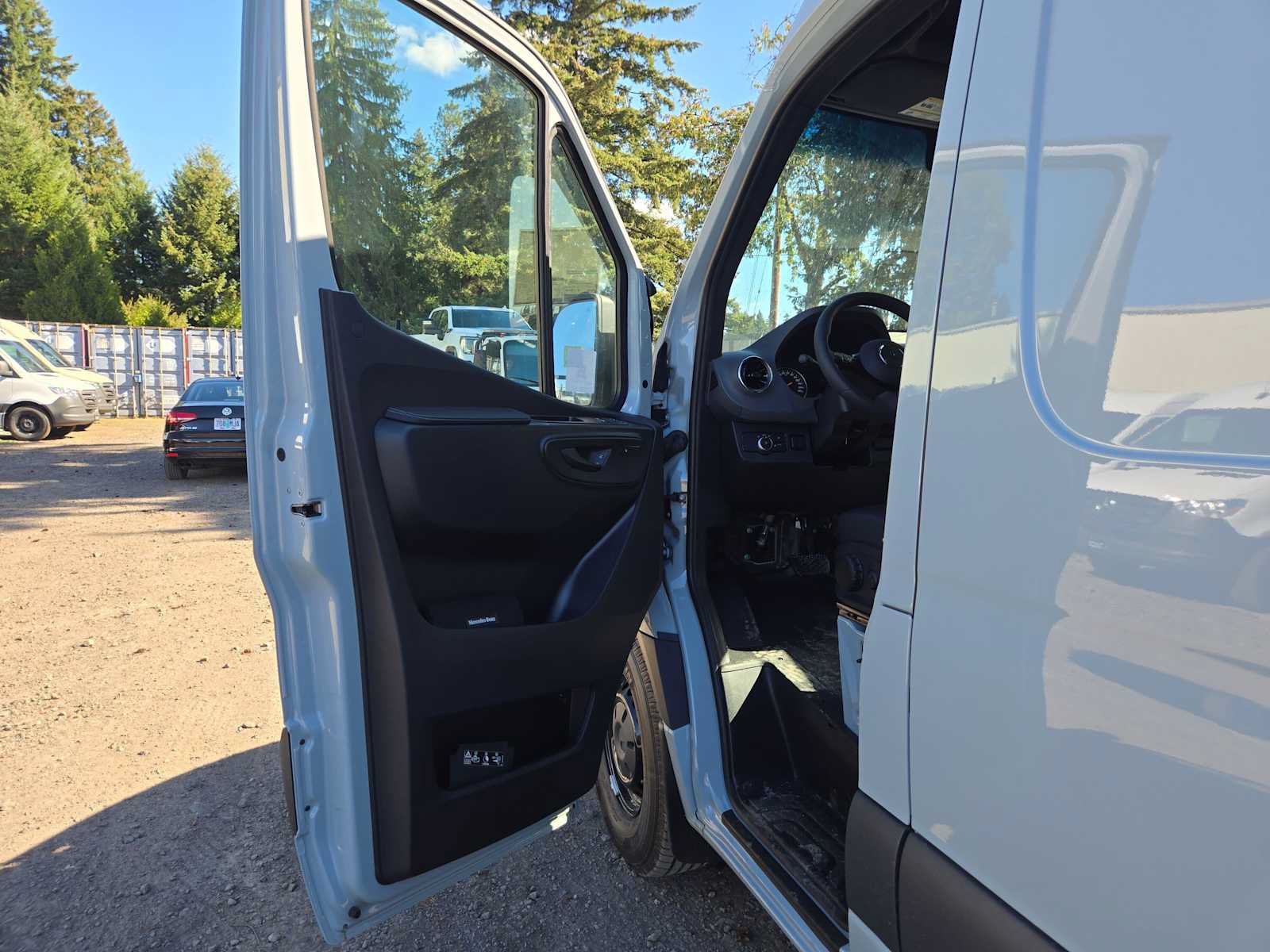 New 2026 Mercedes-Benz Sprinter 2500 image 19