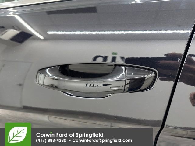 Used 2024 Volkswagen Atlas SEL Premium R-Line image 21