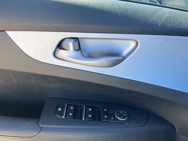 Used 2024 Kia Forte LXS w/ LXS Technology Package image 11