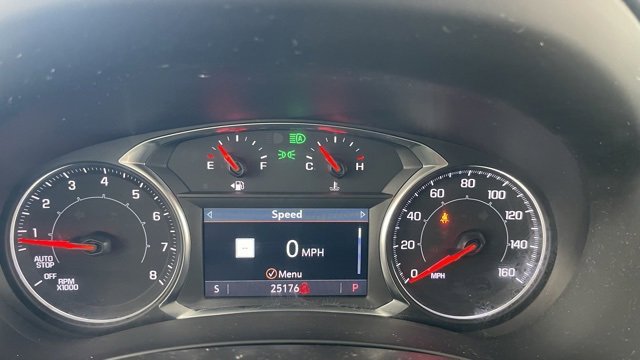 Used 2024 GMC Terrain SLE w/ Driver Convenience Package image 39