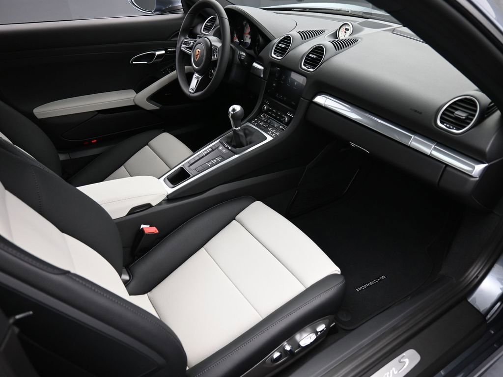 New 2025 Porsche 718 Cayman S RWD image 26