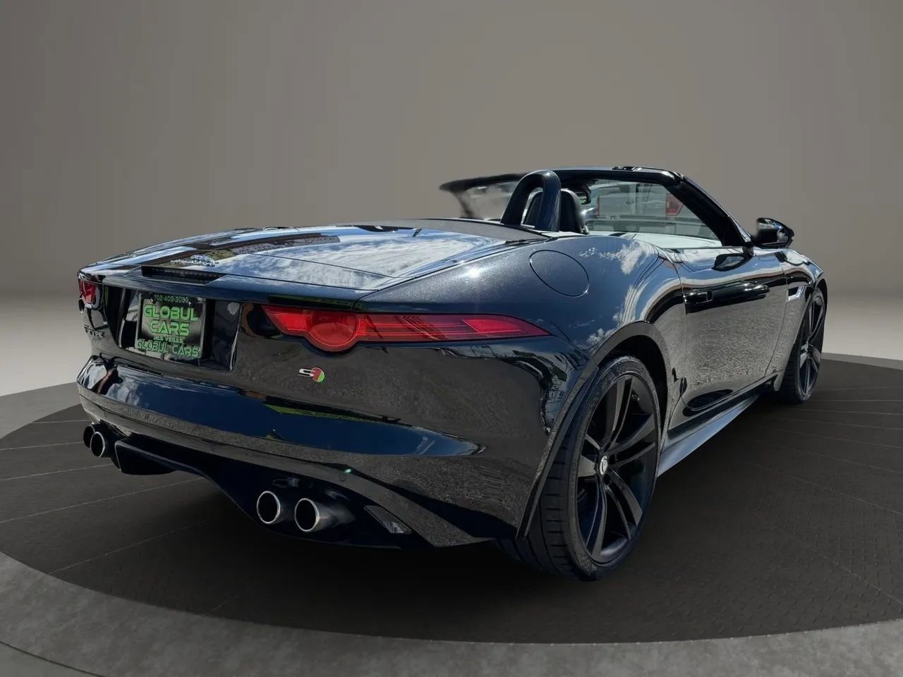 Used 2014 Jaguar F-TYPE S RWD image 7