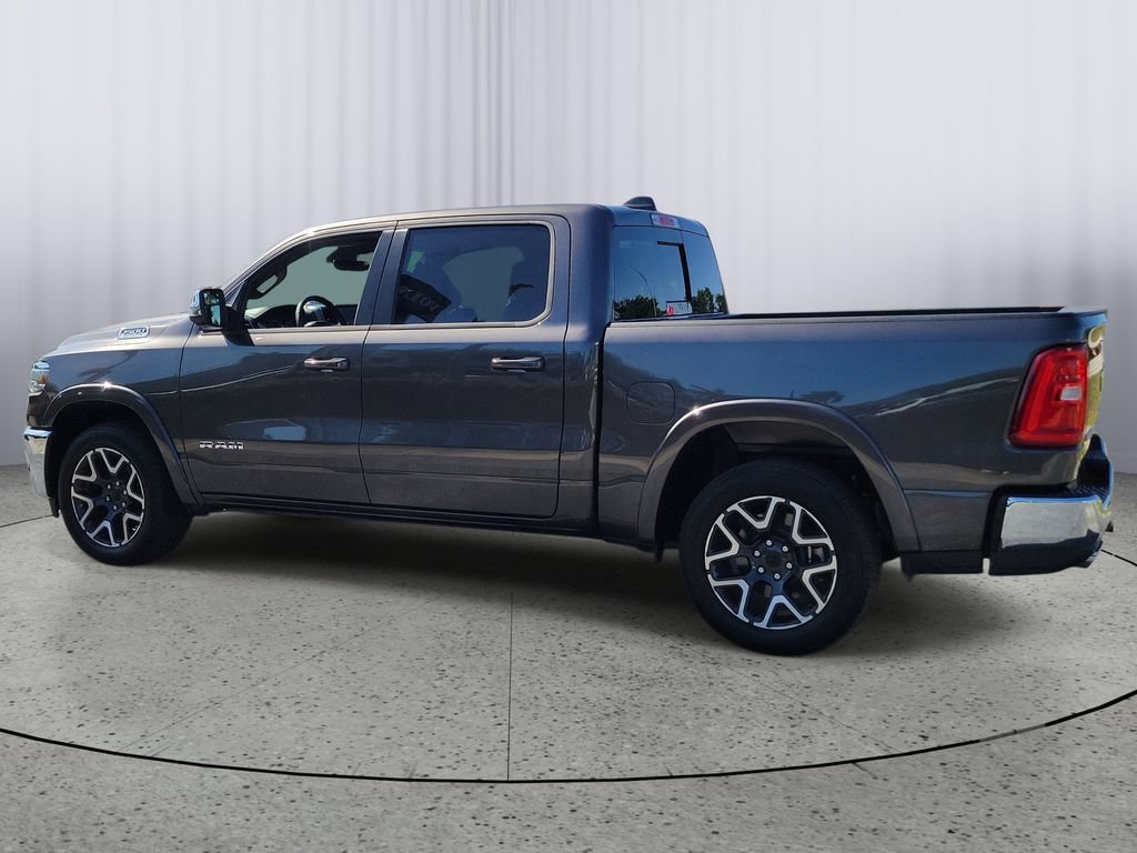 Used 2026 RAM 1500 Laramie AWD/4WD image 7