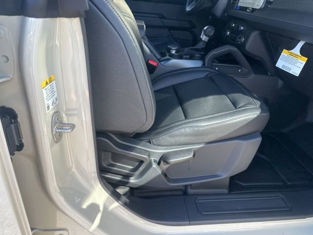 New 2025 Ford Bronco Badlands image 30