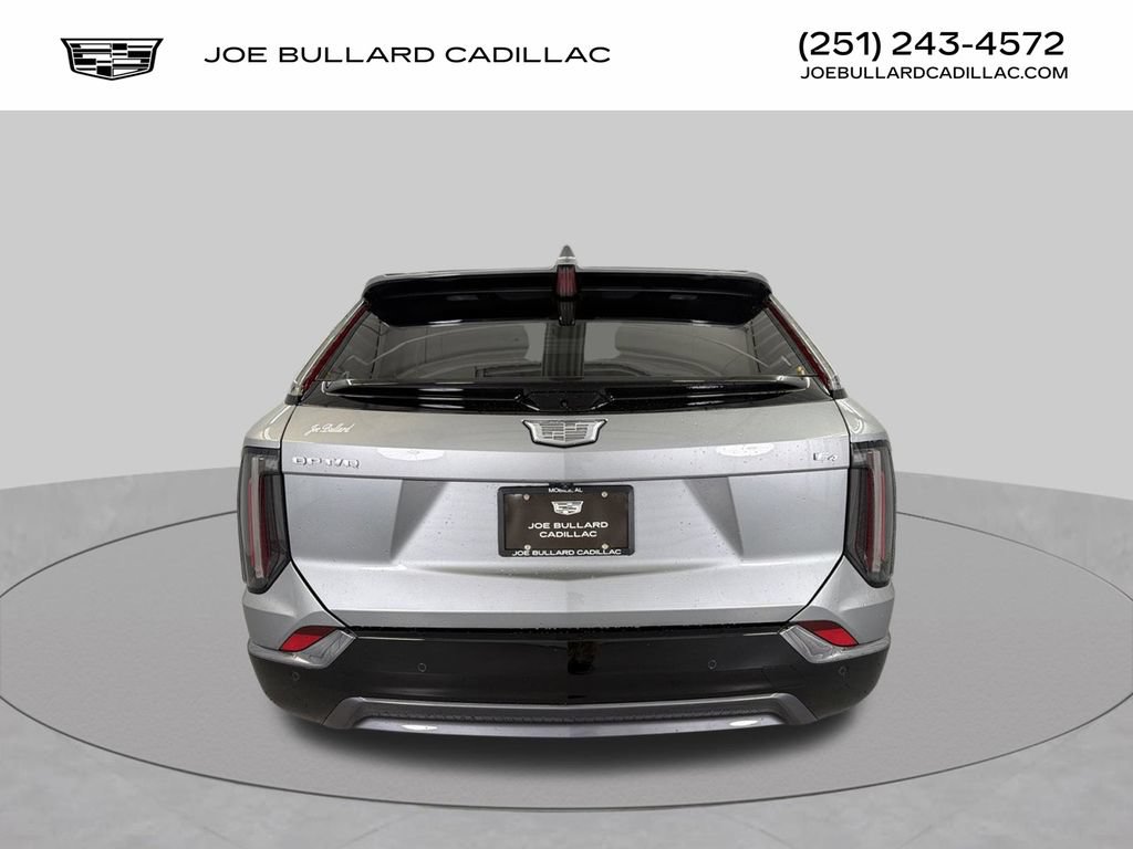 New 2027 Cadillac Optiq Luxury AWD/4WD image 47