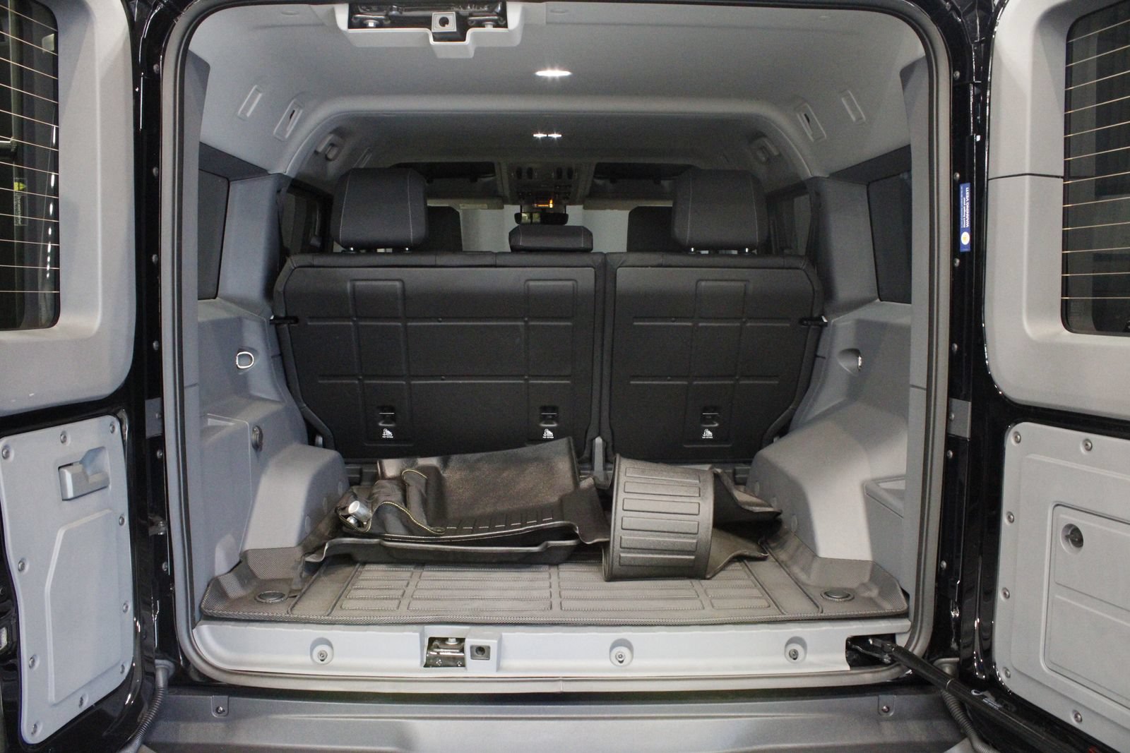 Used 2026 INEOS Grenadier Station Wagon AWD/4WD image 17