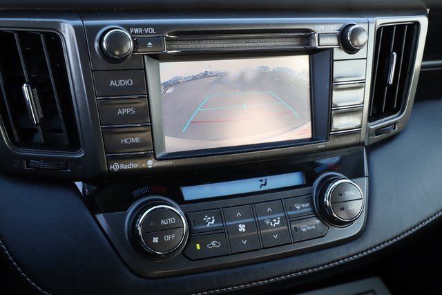 Used 2015 Toyota RAV4 XLE image 29