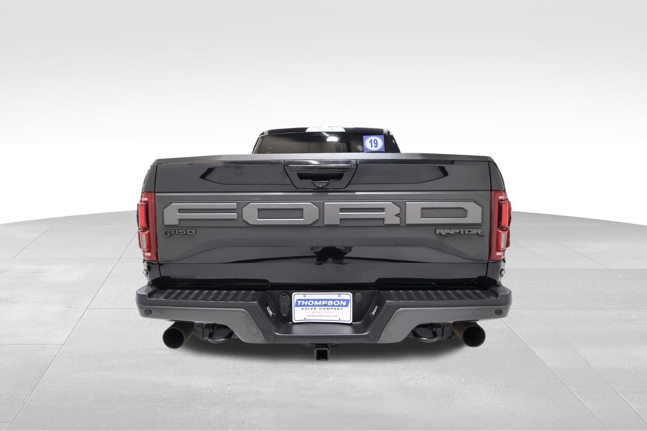 Used 2019 Ford F150 Raptor w/ Equipment Group 802A Luxury image 3