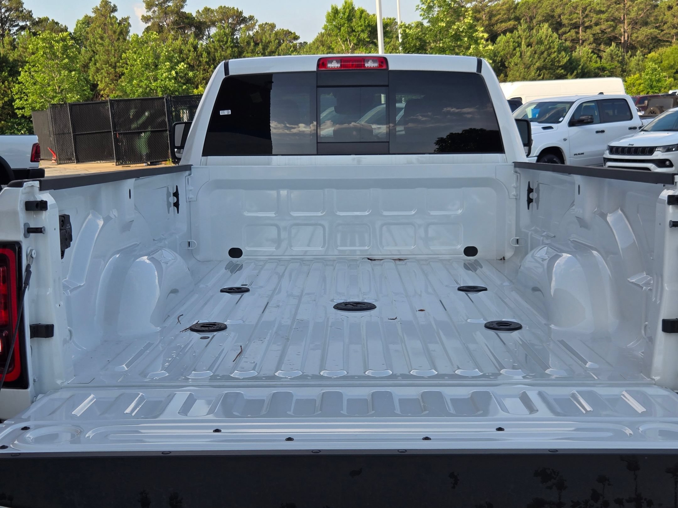 New 2026 RAM 3500 Tradesman AWD/4WD image 18