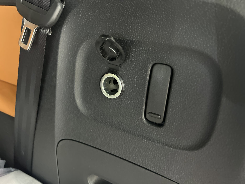 New 2025 Volkswagen ID. Buzz Pro S Plus image 45