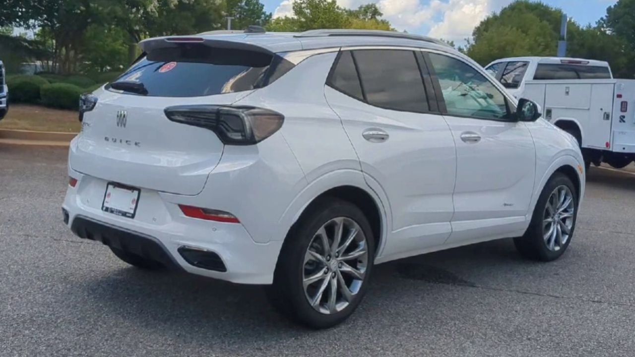 New 2026 Buick Encore GX Avenir w/ Avenir Technology Package image 8
