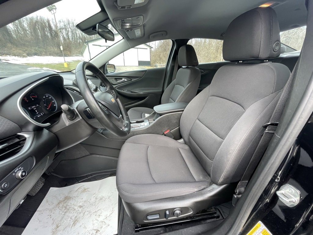 Certified 2023 Chevrolet Malibu RS w/ Driver Confidence Package image 19