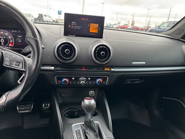 Used 2018 Audi RS 3 w/ Technology Package image 18