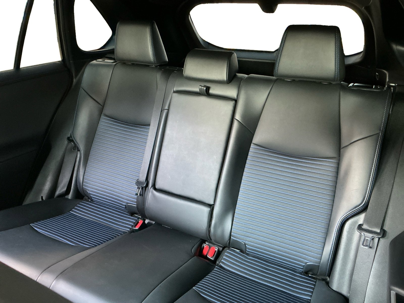 Used 2023 Toyota RAV4 XSE AWD/4WD image 13
