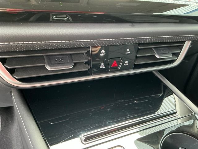 Used 2025 Volkswagen Atlas SE image 22