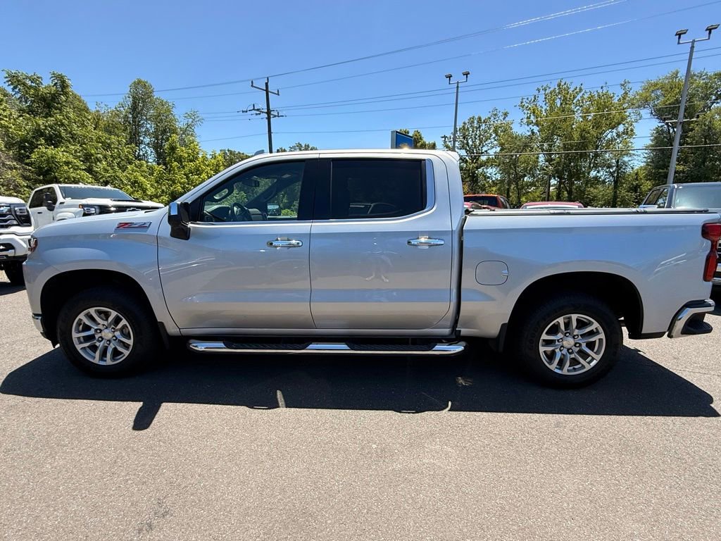 Used 2020 Chevrolet Silverado 1500 LTZ w/ LTZ Plus Package AWD/4WD image 5