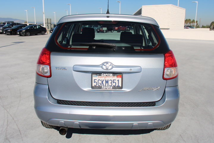 Used 2004 Toyota Matrix image 4