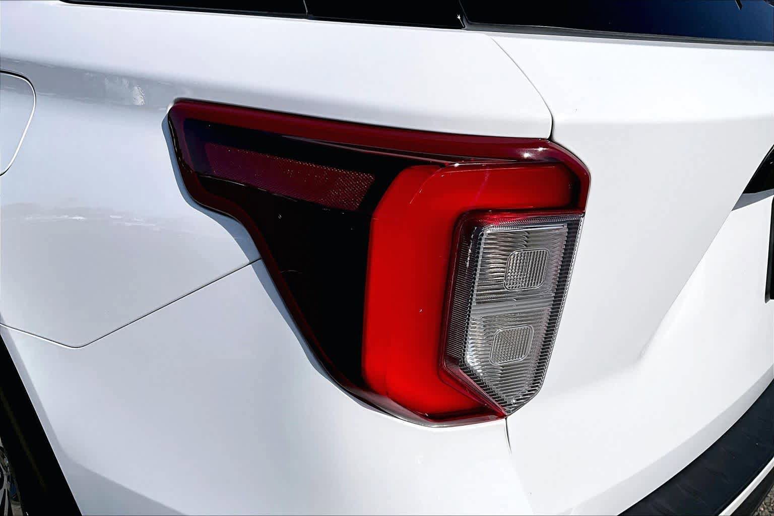 Used 2020 Ford Explorer ST AWD/4WD image 28