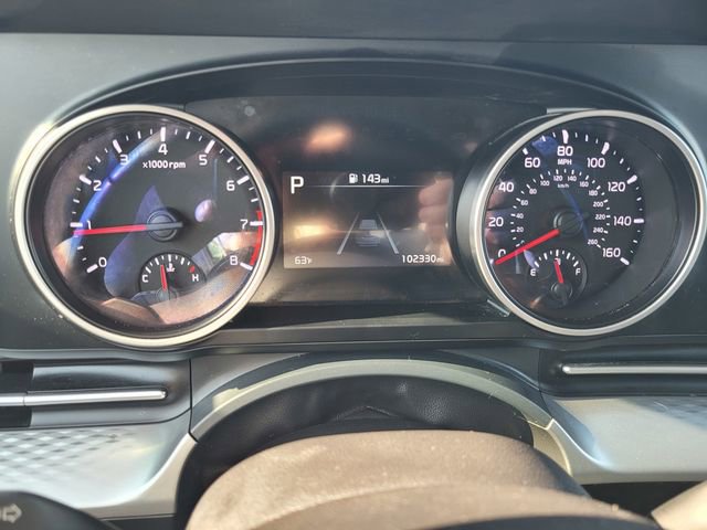 Used 2022 Kia Carnival LX image 29