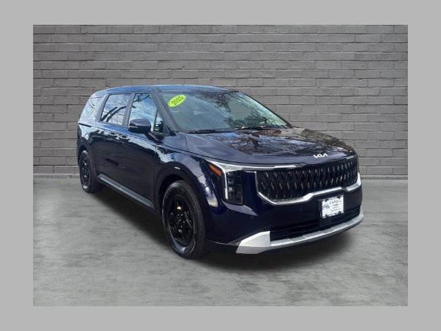 Used 2025 Kia Carnival