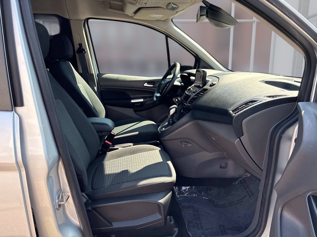 Used 2021 Ford Transit Connect XLT FWD image 18