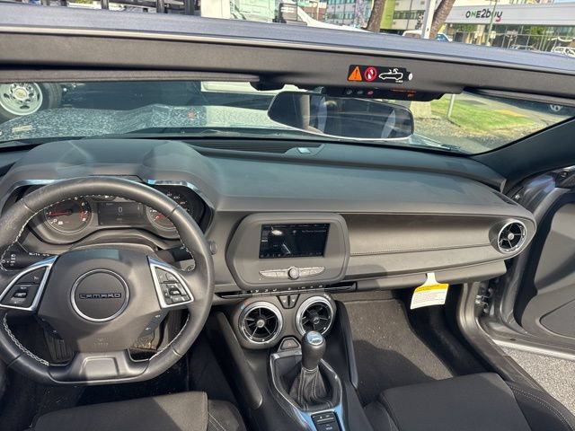 Used 2022 Chevrolet Camaro LT RWD image 10