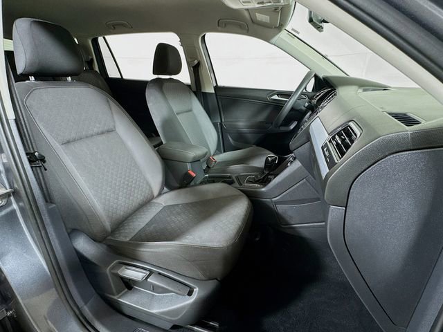 Used 2021 Volkswagen Tiguan S image 25