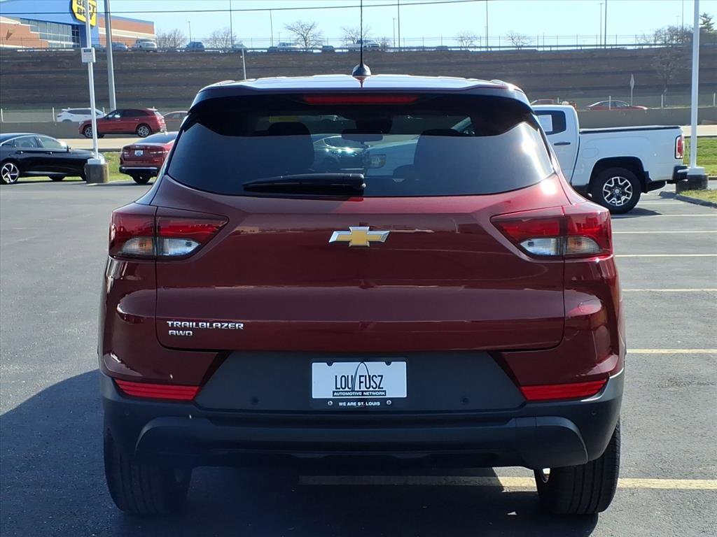 Used 2025 Chevrolet TrailBlazer LS w/ LS Convenience Package image 28