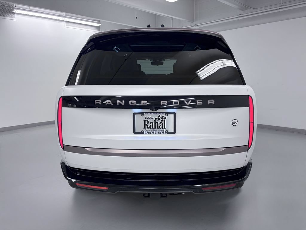 Used 2023 Land Rover Range Rover SV AWD/4WD image 5