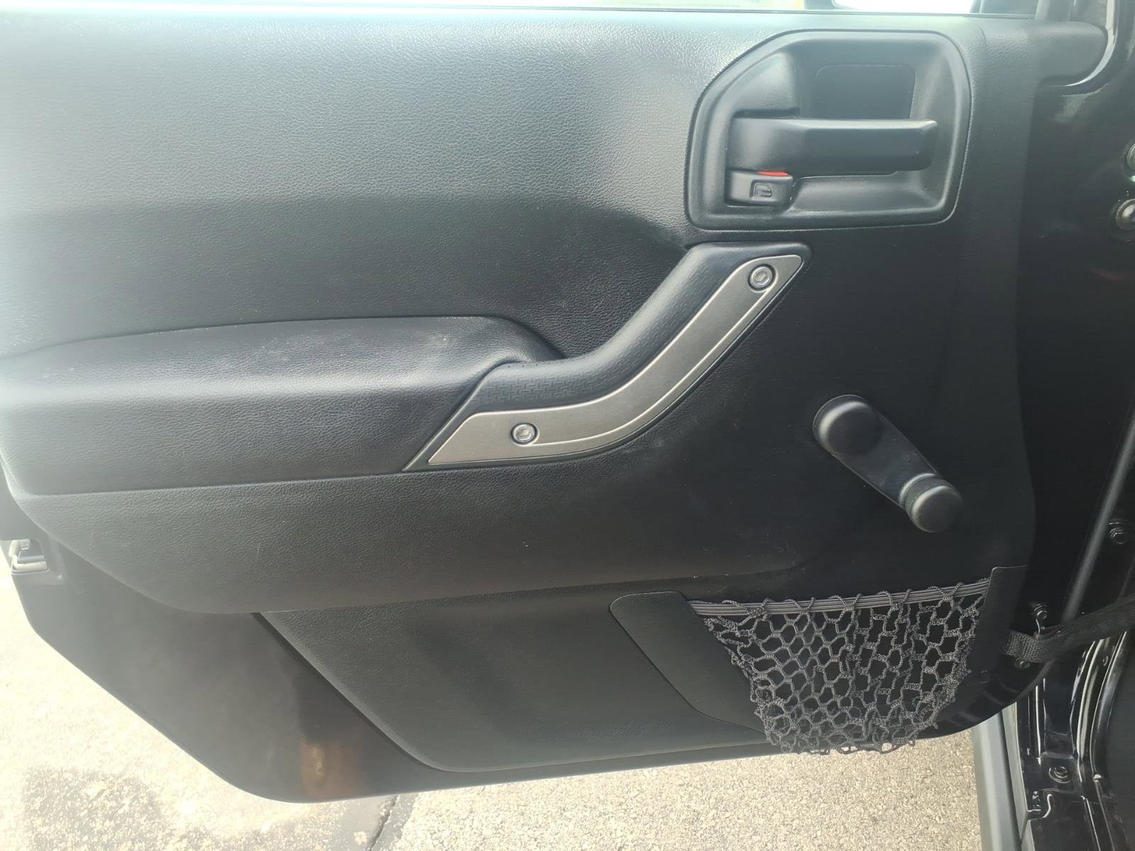 Used 2018 Jeep Wrangler Sport image 10