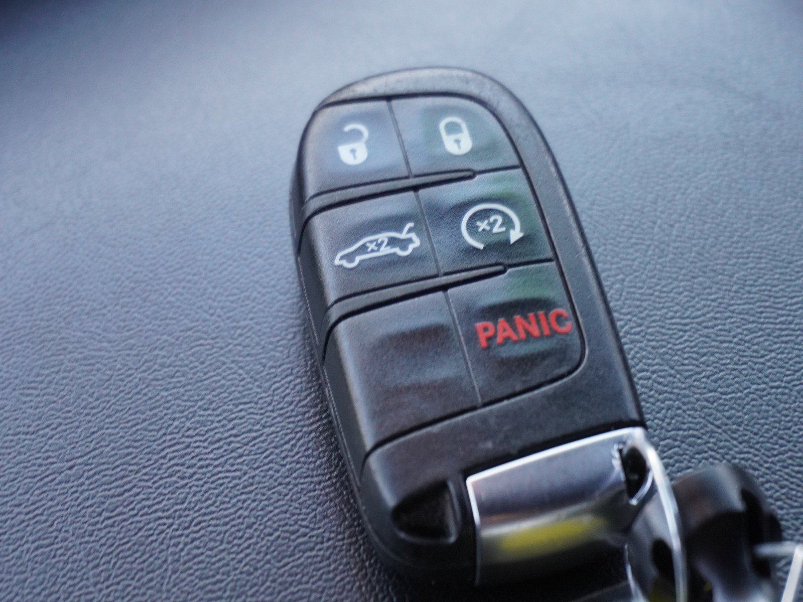 Used 2022 Dodge Charger R/T RWD image 17