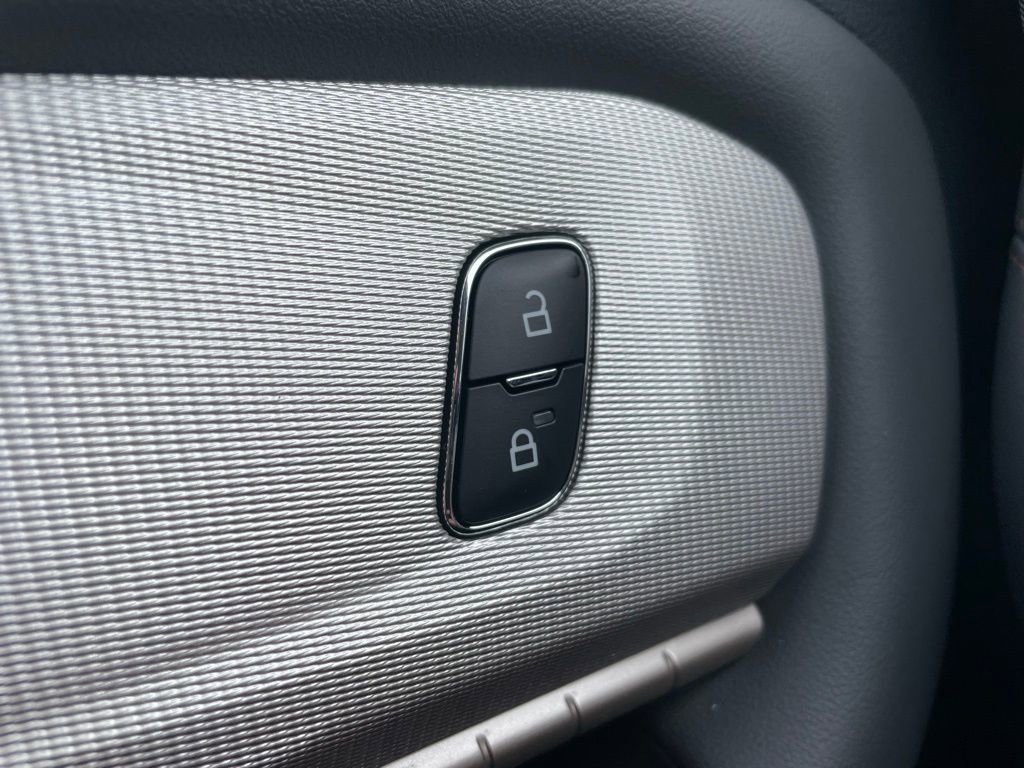 New 2026 Ford Explorer Active image 26